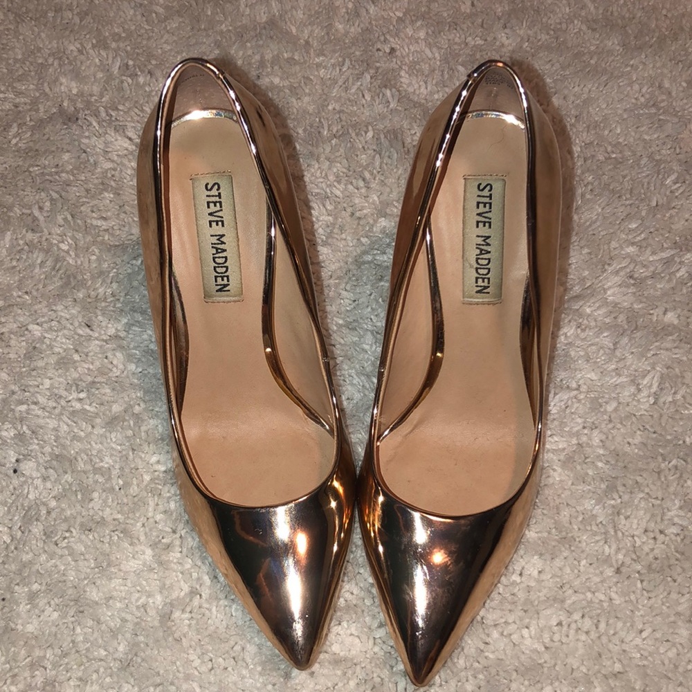 WORN ONCE, Steve Madden Pumps